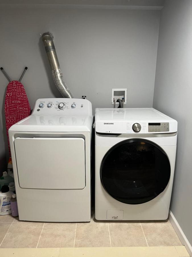 #3 Queensize Bed Bright Room Near New Brunswick Nj Downtown Exterior photo